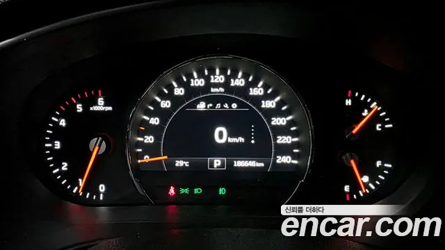 Kia Sorento 2016 thumb 8