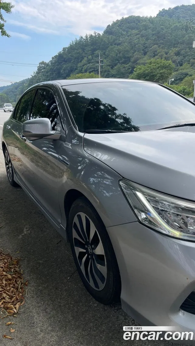 Honda Accord 2017 thumb 2