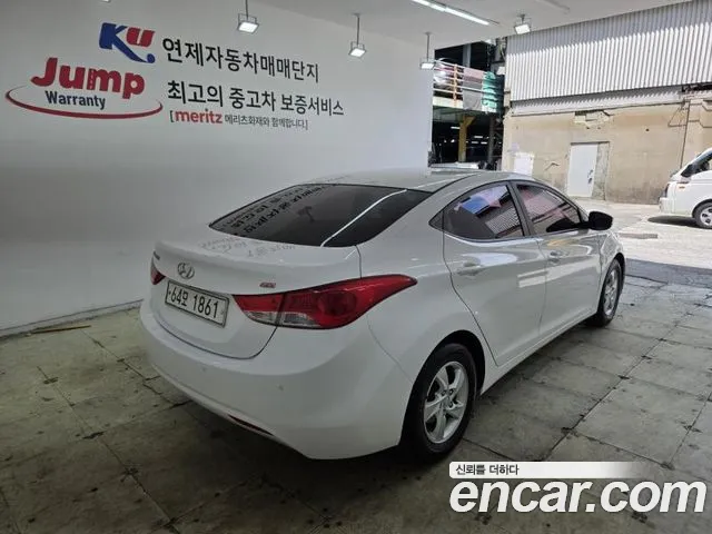 Hyundai Avante 2012 thumb 4