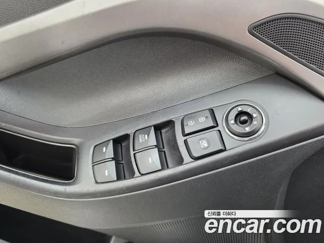 Hyundai Avante 2012 thumb 8