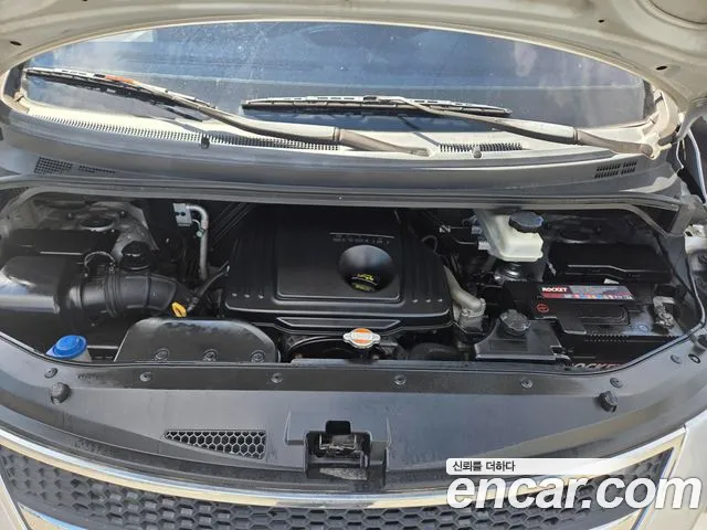 Hyundai Starex 2009 thumb 3