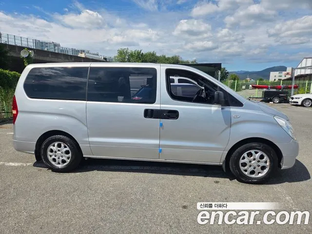 Hyundai Starex 2009 thumb 8