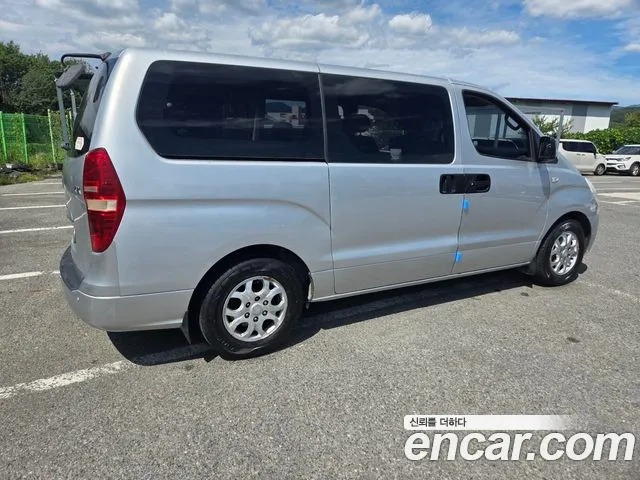 Hyundai Starex 2009 thumb 9