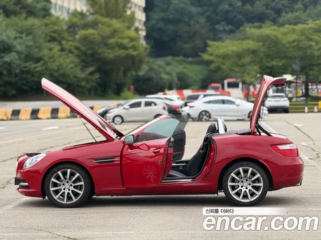 Mercedes-Benz SLK-Class 2012 thumb 5
