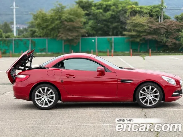 Mercedes-Benz SLK-Class 2012 thumb 8
