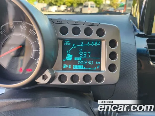 ChevroletGMDaewoo Spark 2012 thumb 8