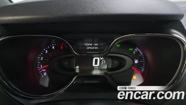 Renault-KoreaSamsung Captur 2018 thumb 8