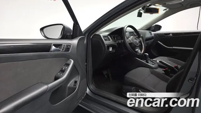 Volkswagen Jetta 2012 thumb 9