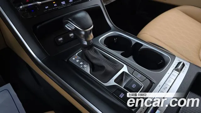 Kia Carnival 2021 thumb 9