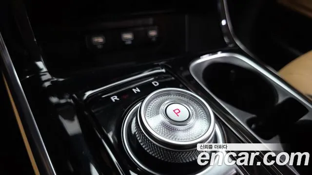 Kia Carnival 2020 thumb 9