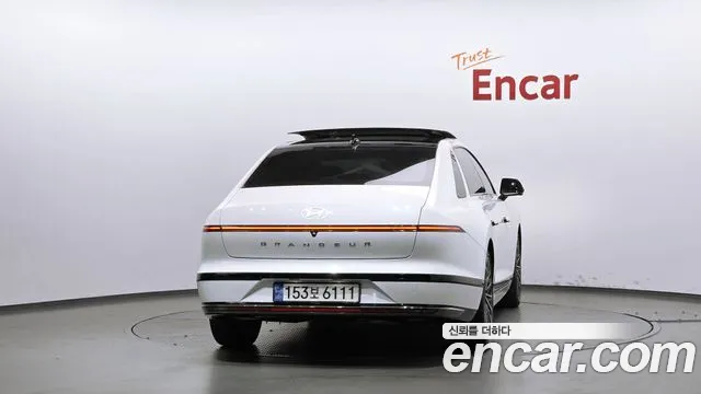 Hyundai Grandeur 2023 thumb 4