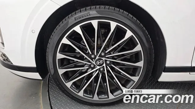 Hyundai Grandeur 2023 thumb 5