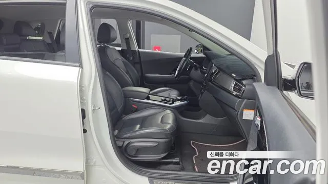 Kia Niro 2019 thumb 11