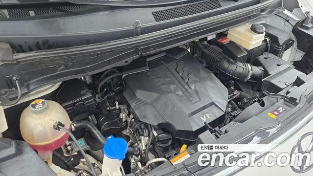 Hyundai Staria 2022 thumb 6