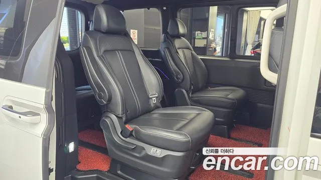 Hyundai Staria 2022 thumb 12