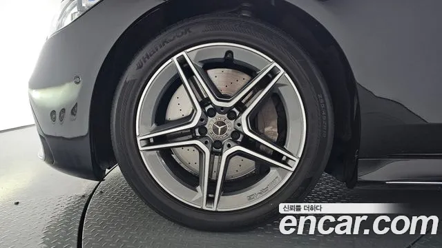 Mercedes-Benz S-Класс 2023 thumb 4