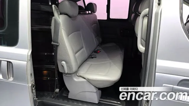 Hyundai Starex 2012 thumb 12