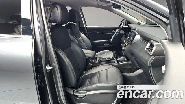 Kia Sorento 2017 thumb 11