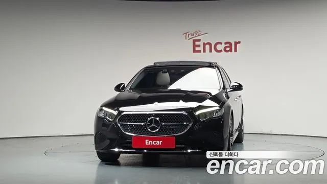 Mercedes-Benz E-Класс 2024 thumb 2