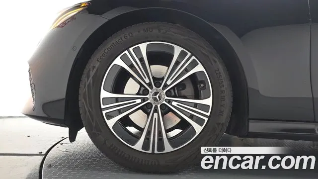 Mercedes-Benz E-Класс 2024 thumb 4