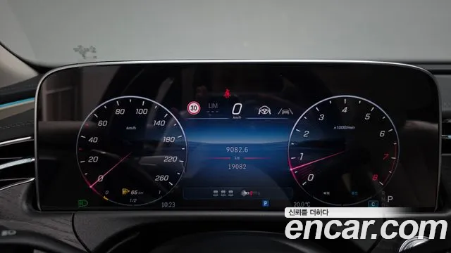 Mercedes-Benz E-Класс 2024 thumb 7