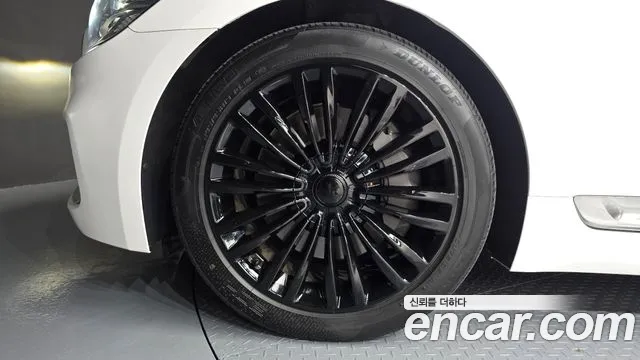 Kia K9 2018 thumb 5