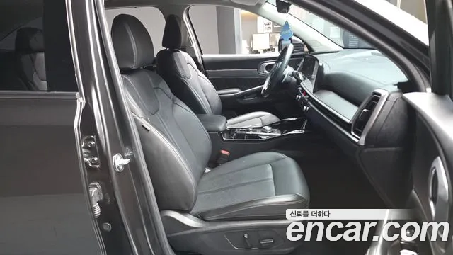 Kia Sorento 2023 thumb 10