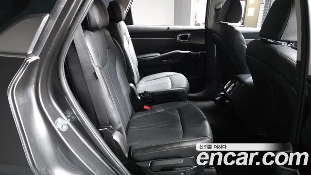 Kia Sorento 2023 thumb 11
