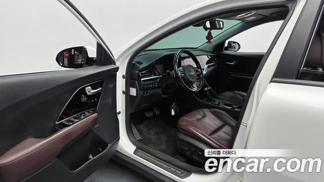 Kia Niro 2021 thumb 9