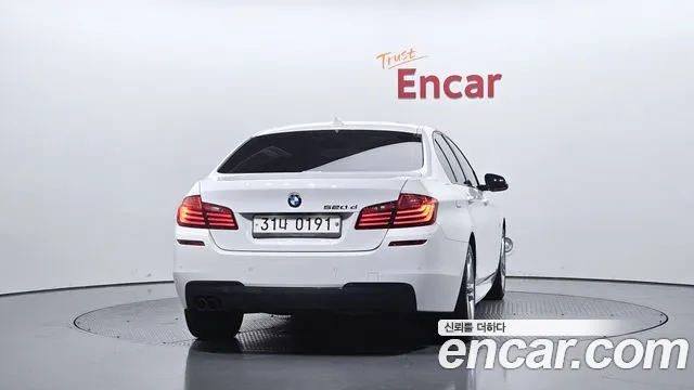 BMW 5-Series 2016 thumb 3