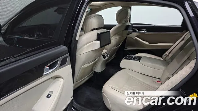 Hyundai Genesis 2015 thumb 12