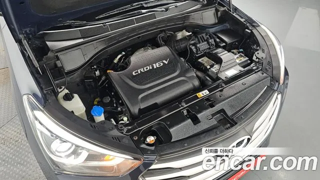 Hyundai Santa Fe 2017 thumb 5
