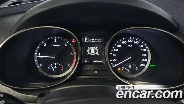 Hyundai Santa Fe 2017 thumb 7