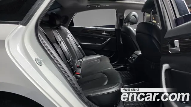 Hyundai Sonata 2016 thumb 11