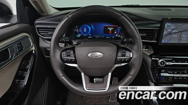 Ford Explorer 2021 thumb 12