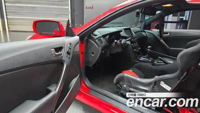 Hyundai Genesis 2012 thumb 10