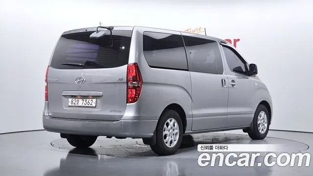 Hyundai Starex 2015 thumb 2