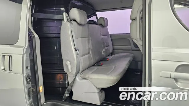Hyundai Starex 2015 thumb 12
