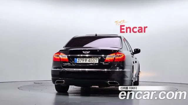 Hyundai Genesis 2011 thumb 4