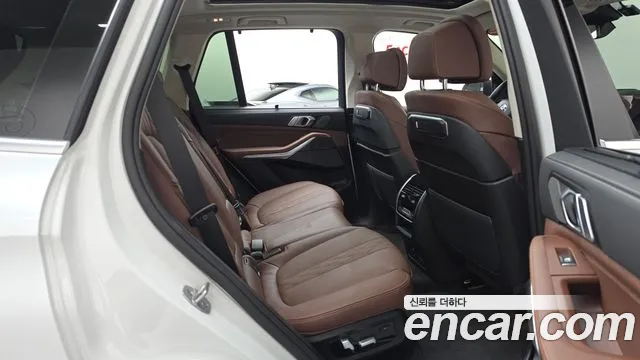 BMW X5 2025 thumb 12