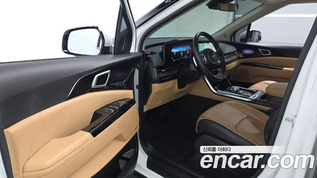 Kia Carnival 2023 thumb 10