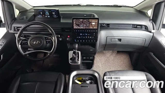Hyundai Staria 2021 thumb 6