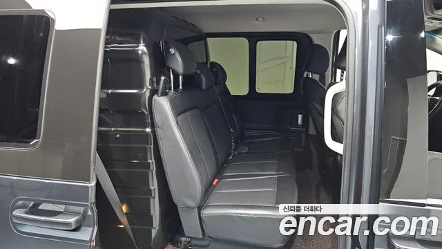 Hyundai Staria 2021 thumb 11