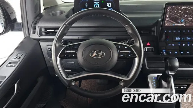 Hyundai Staria 2021 thumb 12