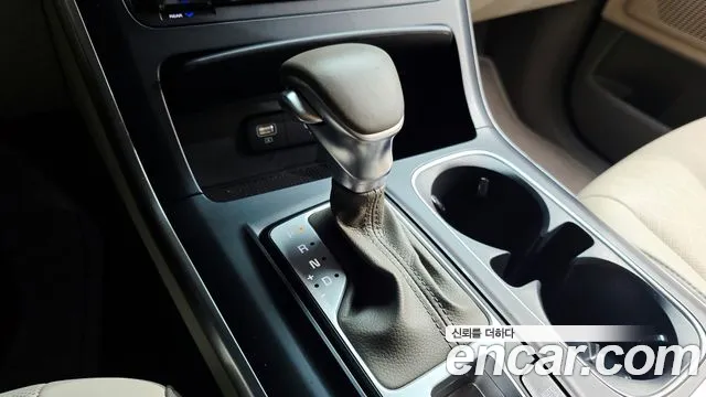 Kia Carnival 2023 thumb 9