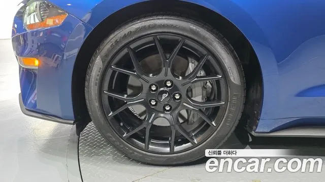 Ford Mustang Mach-E 2023 thumb 5