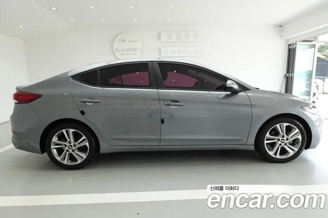 Hyundai Avante 2017 thumb 6