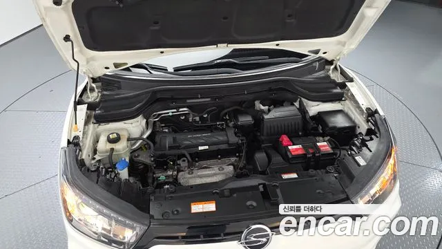KG_Mobility_Ssangyong TIBOLI 2017 thumb 6