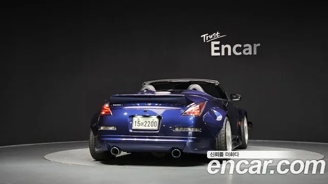 Nissan 350Z 2004 thumb 4