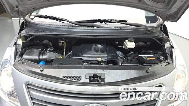 Hyundai Starex 2016 thumb 6